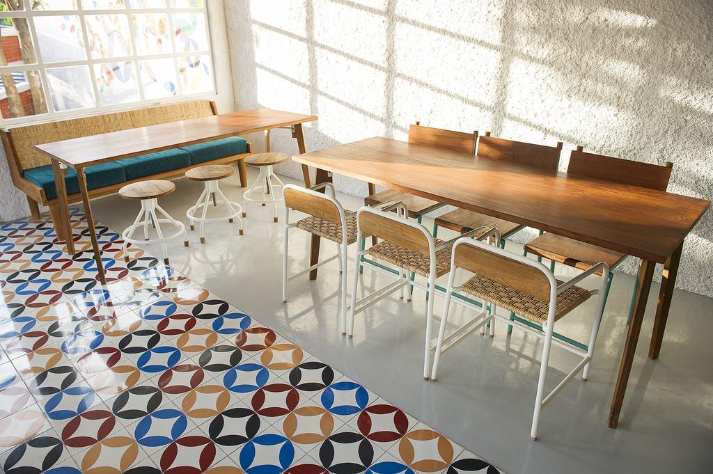 Lokal Hotel & Restaurant Kejayan Zewnętrze zdjęcie
