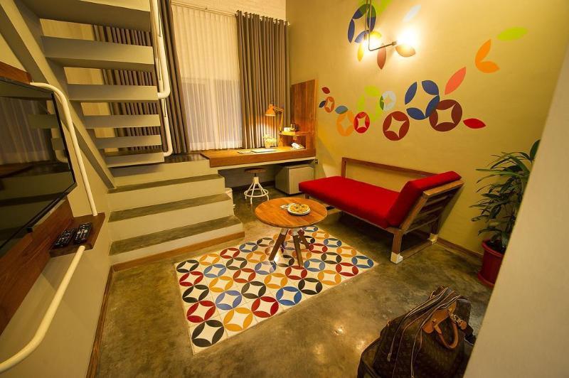 Lokal Hotel & Restaurant Kejayan Zewnętrze zdjęcie