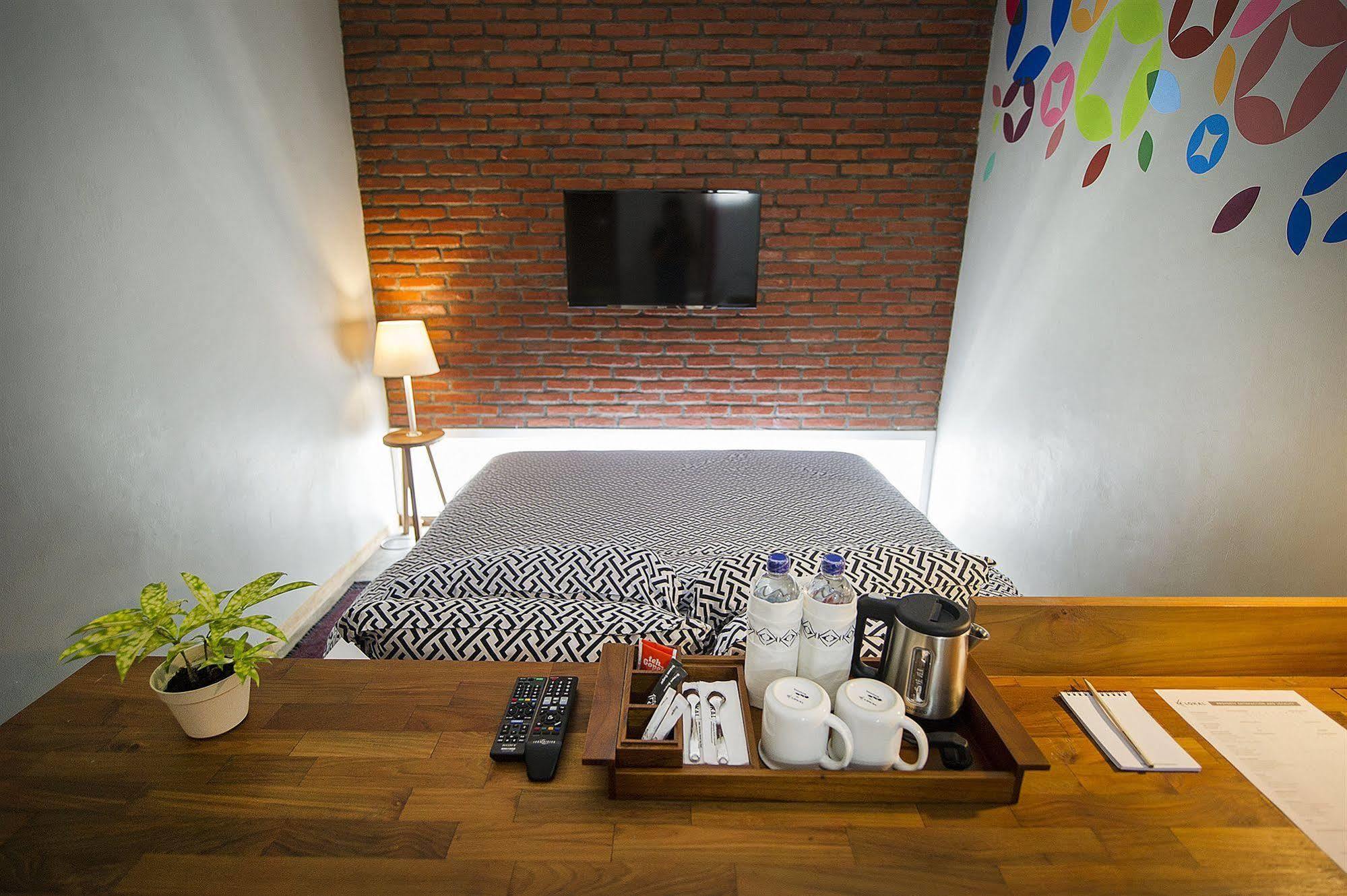 Lokal Hotel & Restaurant Kejayan Zewnętrze zdjęcie