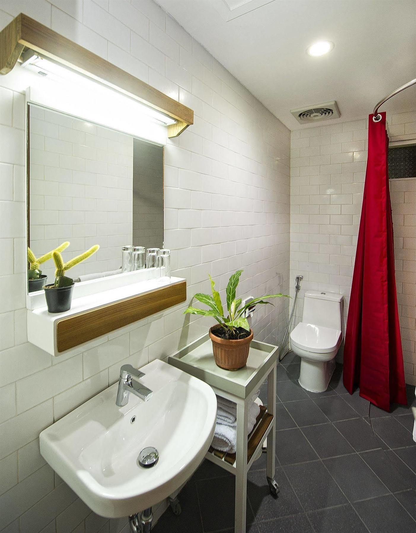 Lokal Hotel & Restaurant Kejayan Zewnętrze zdjęcie